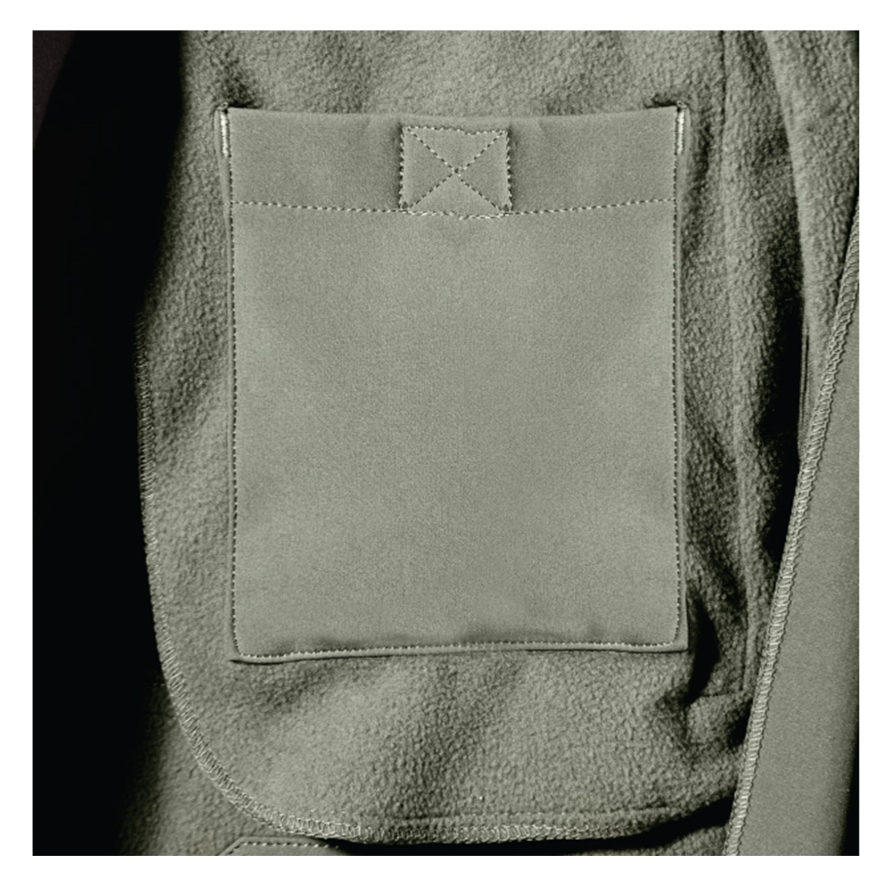 Rothco’s Stealth Ops Soft Shell Tactical Jacket offers unbeatable comfort, durability, and versatility. The mid-weight softshell jacket is ideal for moderate to inclement weather and is perfect for the fall and spring.
