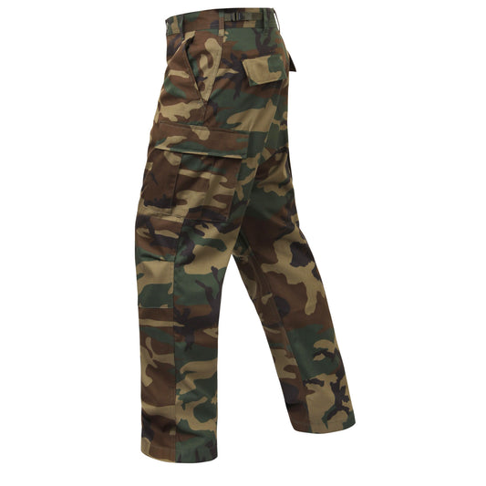 Rothco’s Camo Tactical BDU Pants are made for comfort and built for combat.   Camo BDU Pants Are Built To Withstand Wear And Tear With Long-Lasting 55% Cotton / 45% Polyester Material Reinforced Seat And Knees Provide Unparalleled Resiliency While Shooting, Working Or Performing Any Outdoor Task