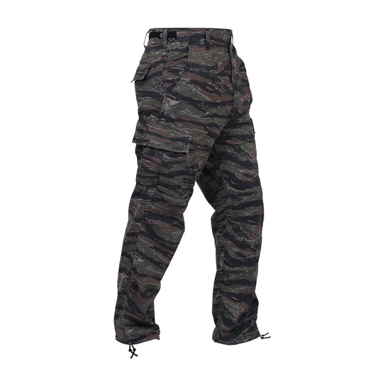 Rothco’s Camo Tactical BDU Pants are made for comfort and built for combat.       Camo BDU Pants Are Built To Withstand Wear And Tear With Long-Lasting 55% Cotton / 45% Polyester Material     Reinforced Seat And Knees Provide Unparalleled Resiliency While Shooting, Working Or Performing Any Outdoor Task