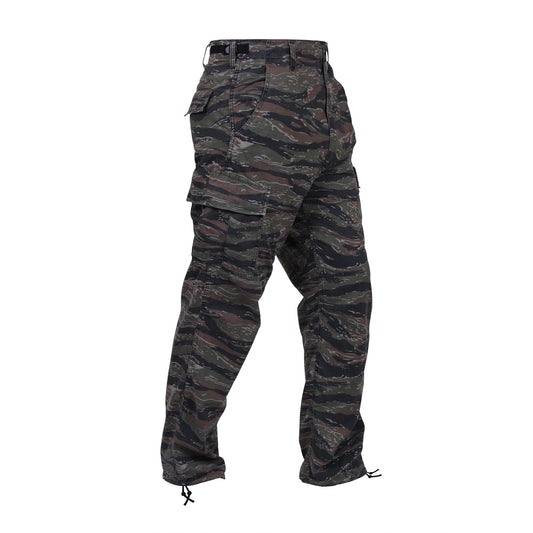 Rothco’s Camo Tactical BDU Pants are made for comfort and built for combat. Camo BDU Pants Are Built To Withstand Wear And Tear With Long-Lasting 55% Cotton / 45% Polyester Material Reinforced Seat And Knees Provide Unparalleled Resiliency While Shooting, Working Or Performing Any Outdoor Task