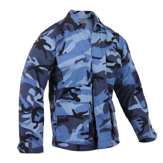 Designed to provide resiliency and comfort for the wearer, Rothco’s Camo BDU Shirts are the ultimate military shirt for active duty personnel and MilSim enthusiasts. 