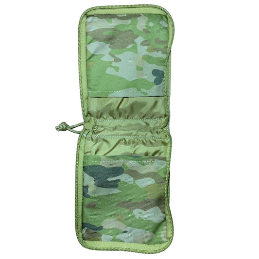 This notebook cover is a handy cover that will keep your notebook protected from the elements Ideal for storing personal information, this notebook cover is made from heavy duty 900D double coated polyurethane fabric Perfect for taking on hiking, camping, outdoor trips or for use in cadets and scouts www.defenceqstore.com.au