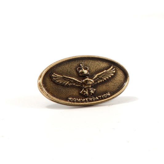 This Replica Air Force Commendation Gold to help protect your originals. This miniature commendation is perfectly sized and available now ready for wear. Order yours today and keep your original miniature commendations safe.  Specifications:  Material: Gold-plated zinc-alloy Colour: Gold Size: Miniature www.defenceqstore.com.au