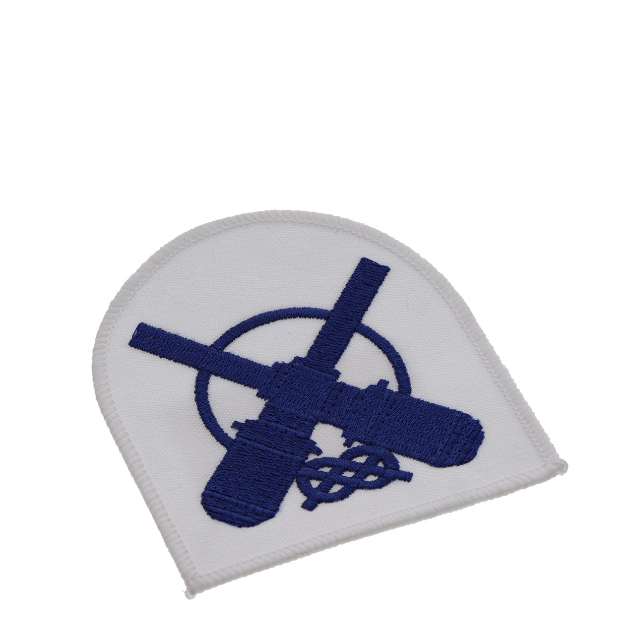 Perfectly sized, this Boatswains Mate Badge White has embroidered details ready for wear Specifications: Material: Embroidered details Colour: Blue, White