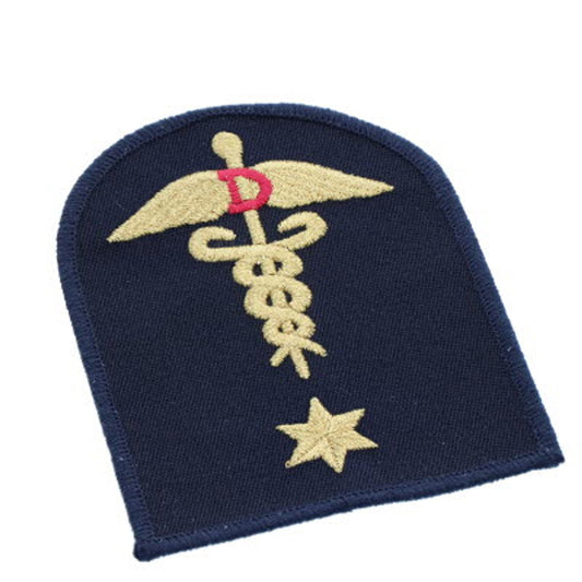 Perfectly sized, this Dental Technician Badge has embroidered details ready for wear Specifications: Material: Embroidered details Colour: Black, gold