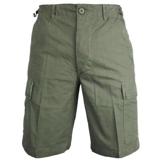 CARGO SHORTS with six pockets, four closed with button on the front and back and two open pockets on the side of the hips. These SHORTS are closed with a middle zipper and button. They are made of 35% cotton and 65% polyester, they also come with belt loops as well as coming in a range of sizes and colours.   35% cotton 65% polyester  Zip and button close  4 closed pockets  2 open pockets www.defenceqstore.com.au