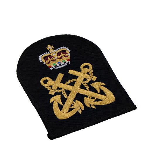 Perfectly sized, this Able Seaman Rank Badge has embroidered details ready for wear  Specifications:      Material: Embroidered details     Colour: Black, Gold, White, Red, Green, Blue, Dark Red