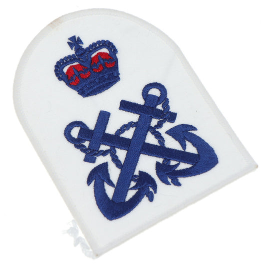 Perfectly sized, this Petty Officer Rank Badge White has embroidered details ready for wear  Specifications:      Material: Embroidered details     Colour: Blue, White