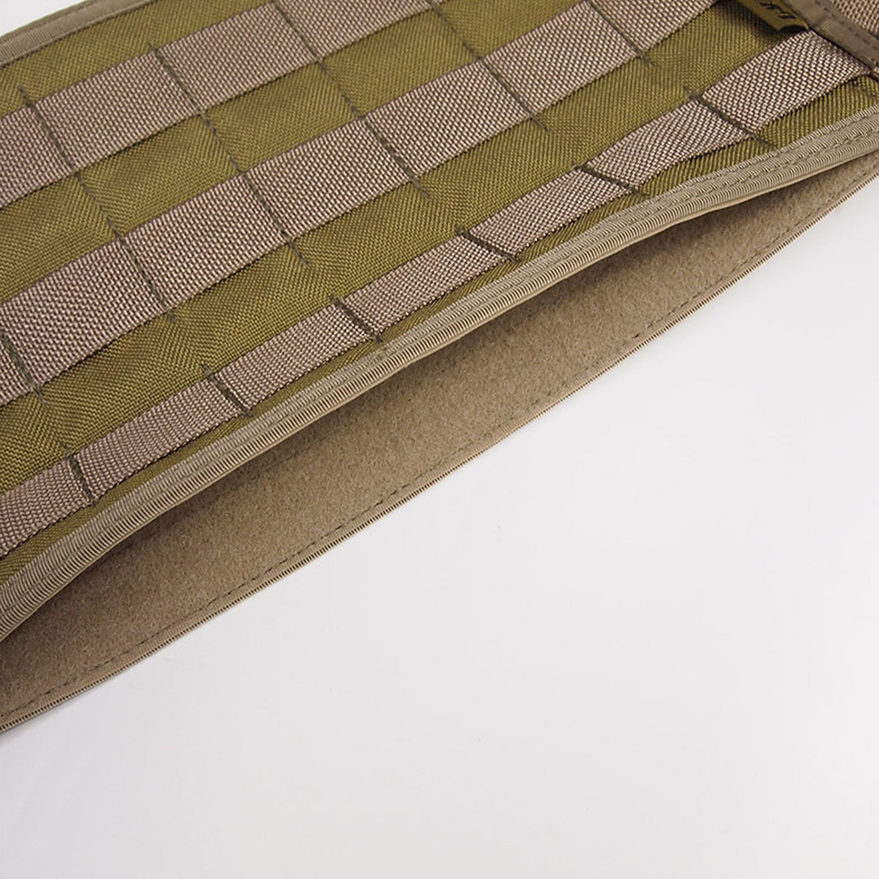 Small enough to cover just the upper chest of the user but big enough to hold suppliment equipment. This is best suited to Lead Climbers, Military Free Fall parachutists or vehicle operators where a cluttered chest or belt order isn't always suitable. www.defenceqstore.com.au