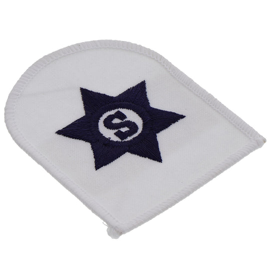 Perfectly sized, this Stores Badge White has embroidered details ready for wear Specifications: Material: Embroidered details Colour: Blue, White