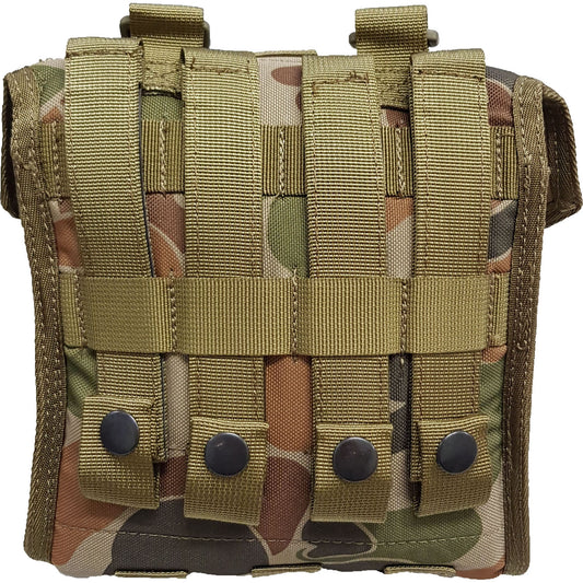 Padded construction  Drainage holes in the base  MOLLE compatible  Heavy duty 900D fabric  Nylon buckles  15x17x7cm