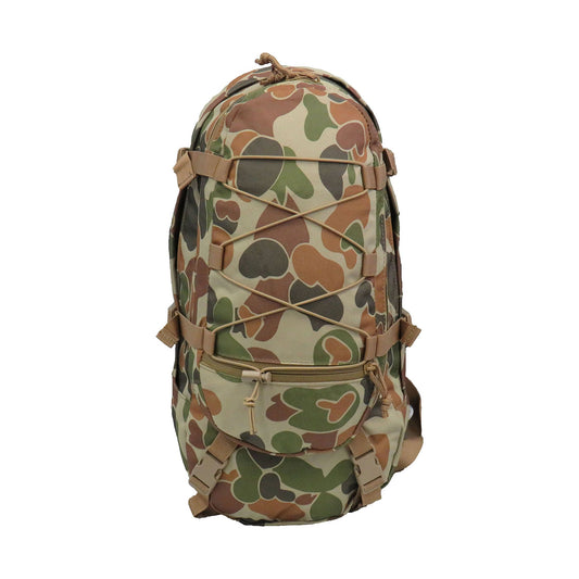 12L capacity Heavy duty 900D 2 coats PU fabric Neoprene insulated Flat opening front pocket with organiser Bonus 2L wide mouth EVA bladder with neoprene hose cover Side compression straps Front attachment straps Heavy duty shock cord Breathable foam mesh back Padded shoulder straps with sternum strap