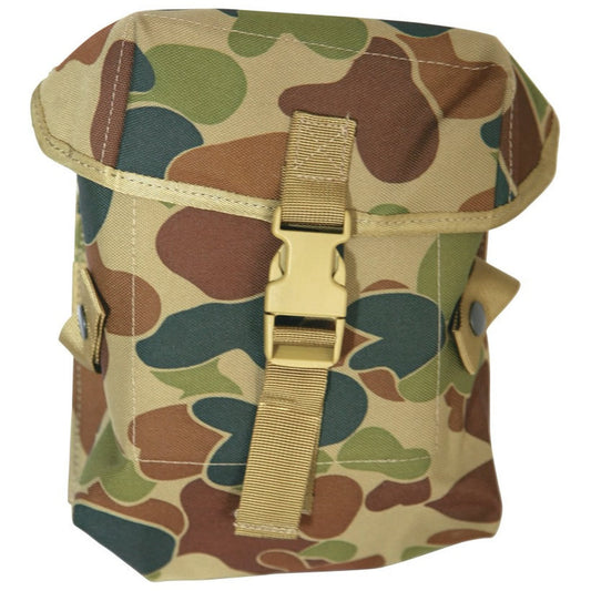 MOLLE fittings  Top loading pouch  Nylon webbing  900D fabric  2 coats PU coating  Military specifications  Nylon buckles  Dimensions: 20x20x7cm