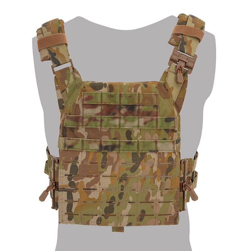 The AMCU Tactical Assault Plate Carrier Quick Release is built for military, law enforcement operators who demand maximum protection without sacrificing mobility. www.defenceqstore.com.au