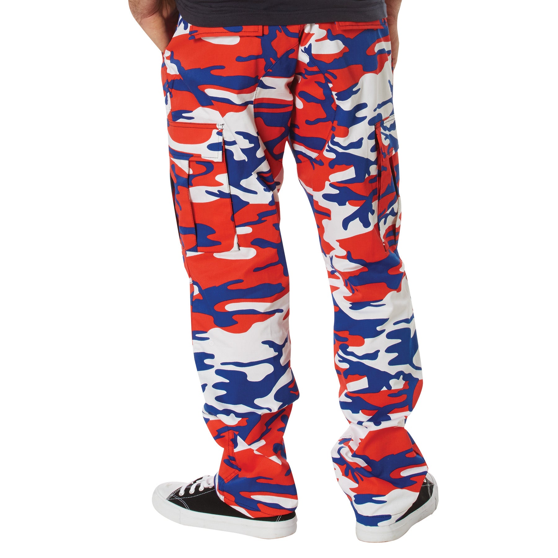 Rugged &amp; Long-Lasting:&nbsp;Constructed from a cotton / polyester fabric blend, our Color Camo Tactical BDU Pants are built for unparalleled performance and comfort. These BDUs are not afraid to get down and dirty, standing up to tough challenges during field missions, tactical operations, law enforcement duties, and outdoor adventures. www.defenceqstore.com.au