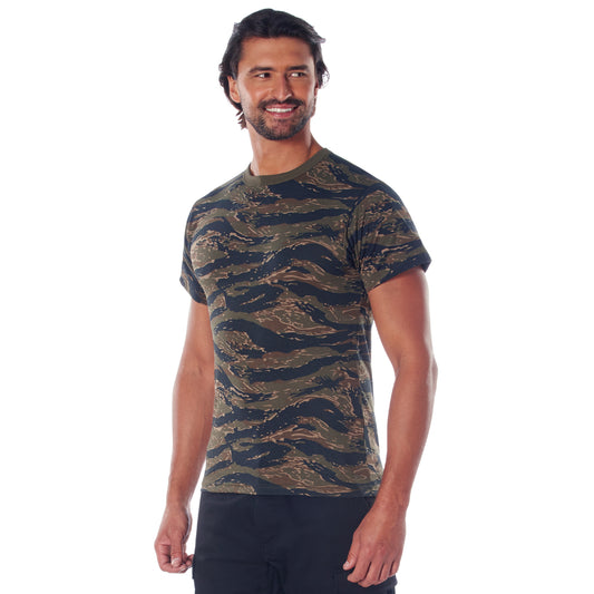 Inspired by field-proven military camouflage patterns and colors, our Camo T-Shirts are an absolute must-have! Stay comfortable whether you’re out playing a few rounds of airsoft, jogging on a morning run, or camping on the weekend. www.defenceqstore.com.au