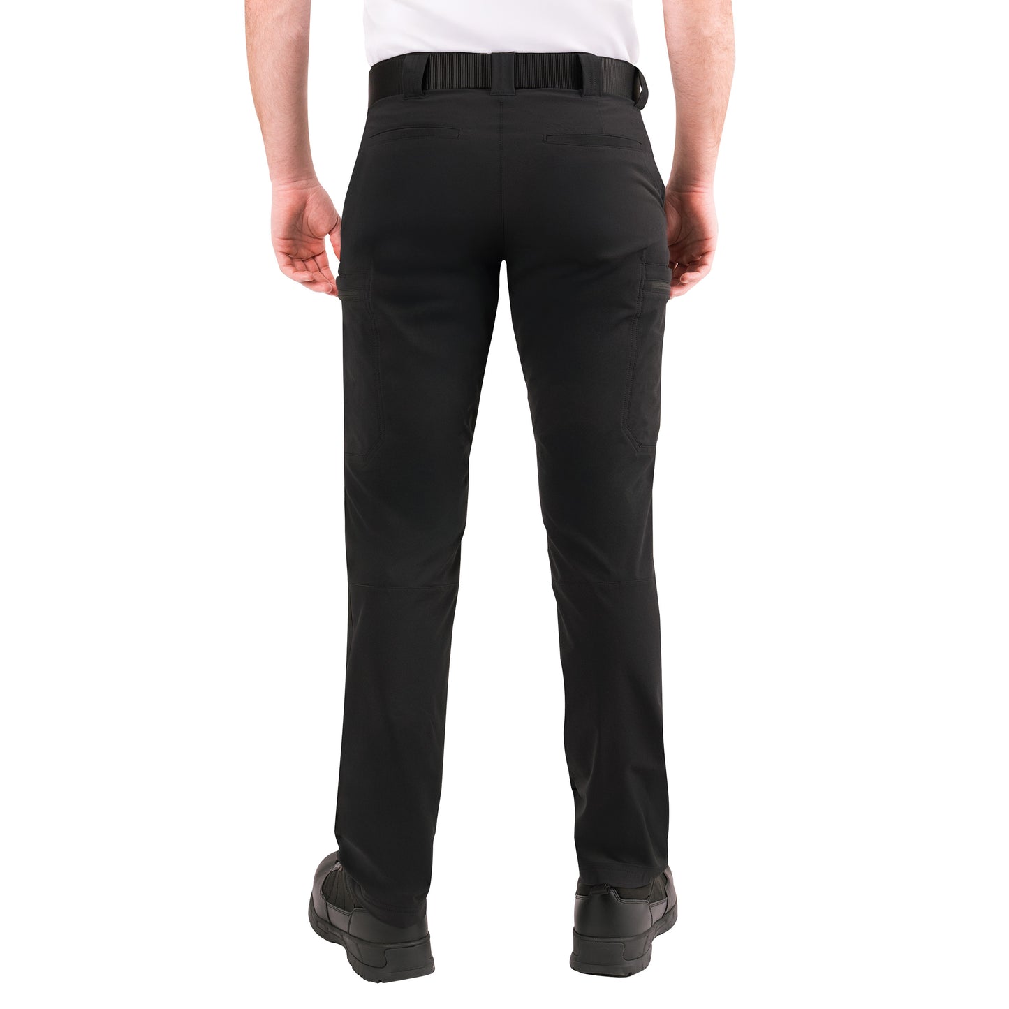Rothco’s Edge Pants feature a modern, sleek, and evolved design that is built for action and made for flexibility. The Edge Pants are crafted with utility-focused features that include a DWR coated four-way stretch fabric, a “knee to knee” running crotch gusset for unrestricted mobility, and a low-profile strategic design that is perfect for on and off-duty. www.defenceqstore.com.au