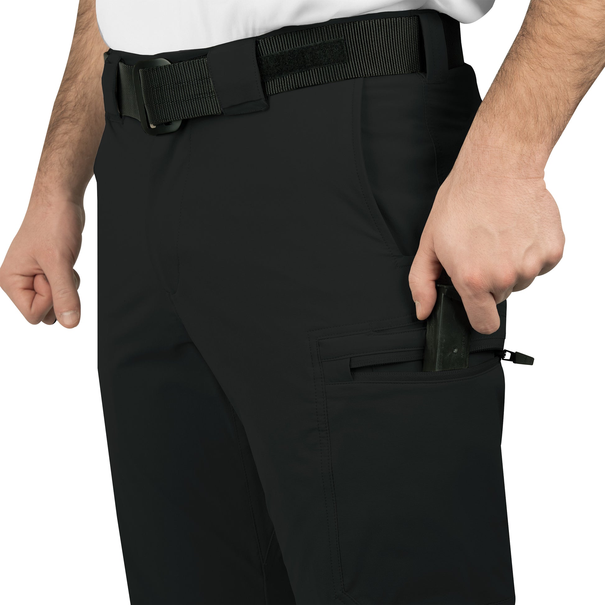 Rothco’s Edge Pants feature a modern, sleek, and evolved design that is built for action and made for flexibility. The Edge Pants are crafted with utility-focused features that include a DWR coated four-way stretch fabric, a “knee to knee” running crotch gusset for unrestricted mobility, and a low-profile strategic design that is perfect for on and off-duty. www.defenceqstore.com.au