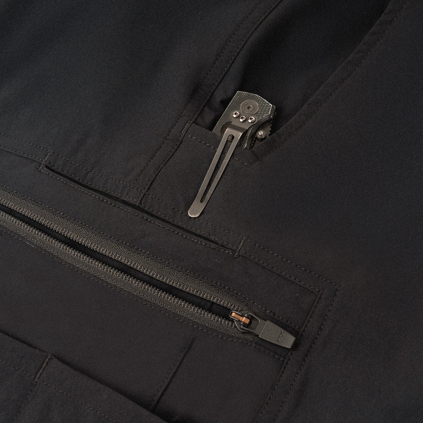 Rothco’s Edge Pants feature a modern, sleek, and evolved design that is built for action and made for flexibility. The Edge Pants are crafted with utility-focused features that include a DWR coated four-way stretch fabric, a “knee to knee” running crotch gusset for unrestricted mobility, and a low-profile strategic design that is perfect for on and off-duty. www.defenceqstore.com.au