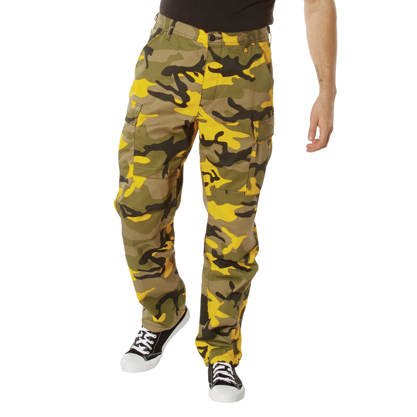 These tactical military uniform pants are reinforced in the seat and knees for maximum durability that endures wear and tear while supporting a full range of motion. The wear-resistant double-stitched seams provide extra strength and years of reliable use as you train, ruck, sprint, hike, and climb. High-Capacity Cargo Pockets: www.defenceqstore.com.au