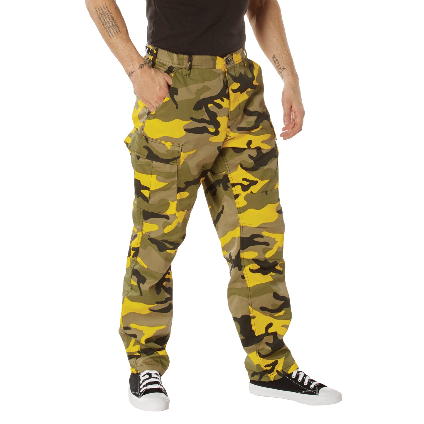 These tactical military uniform pants are reinforced in the seat and knees for maximum durability that endures wear and tear while supporting a full range of motion. The wear-resistant double-stitched seams provide extra strength and years of reliable use as you train, ruck, sprint, hike, and climb. High-Capacity Cargo Pockets: www.defenceqstore.com.au
