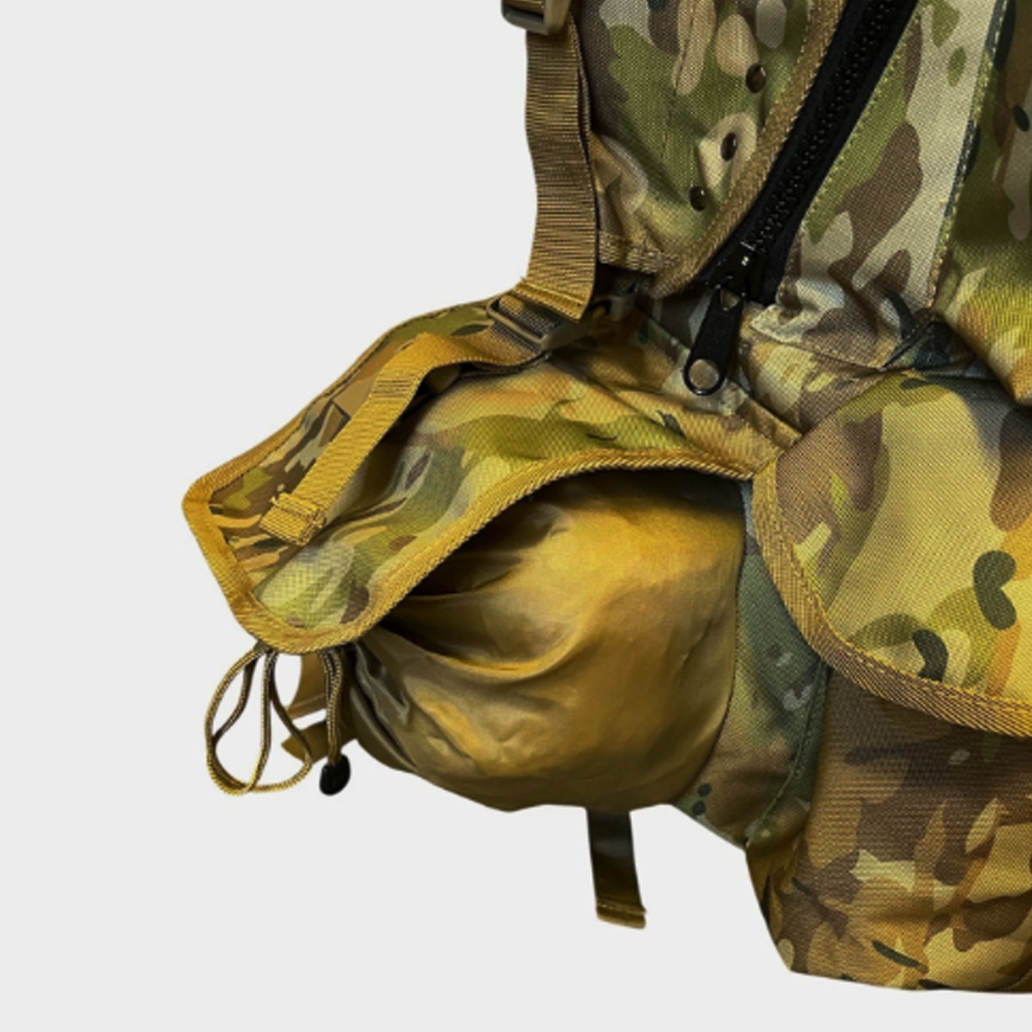 The AMCU Tactical Field Alice Pack XL delivers serious carrying capacity with thoughtful design details that matter in the field. Engineered from rugged 900D fabric with reinforced webbing and nylon buckles, this pack handles demanding conditions without compromise. www.defenceqstore.com.au