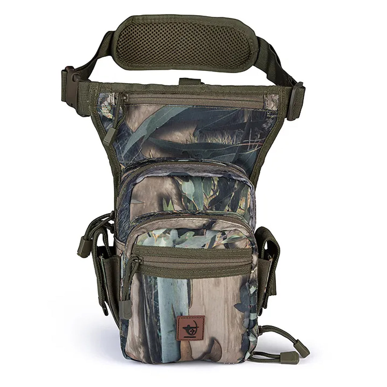 Uncover the outdoors with the Austealth Native Camouflage Chest/Waist Bag! Crafted with 900D Oxford fabric and featuring a waterproof membrane, YKK zips with toggles, and padded mesh backing for ultimate comfort. www.defenceqstore.com.au