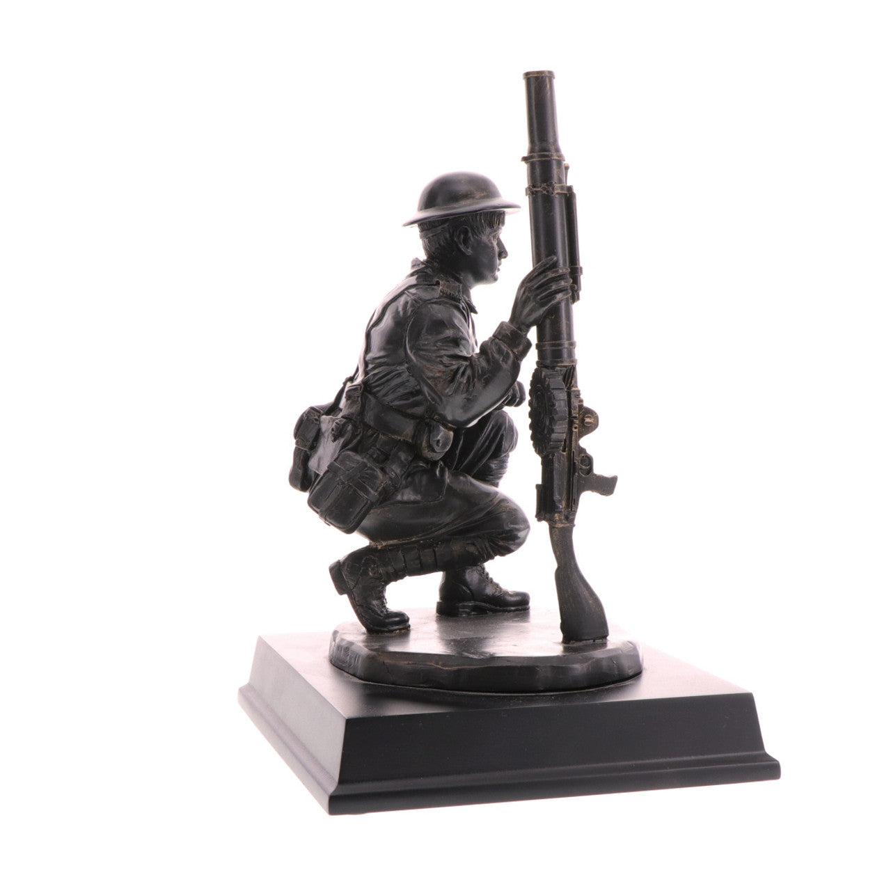 The limited edition Australian Machine Gun Company figurine is a true piece of military history. In 1916, the Australian Imperial Forces revolutionized infantry tactics with the adoption of the lighter air-cooled Lewis Gun. www.defenceqstore.com.au