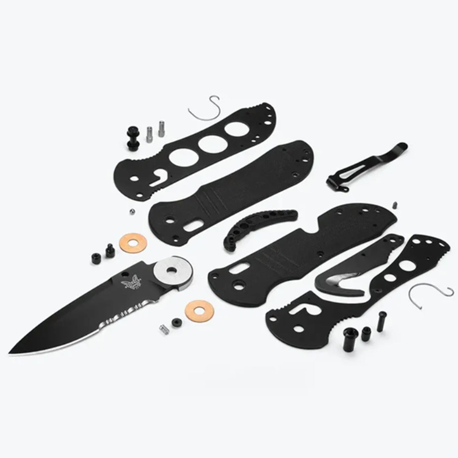 Designed for rescue and other mission objectives, Benchmade's 917 Triage model gives public safety workers the features they need, along with the best materials for their applications. Premium S30V stainless steel blade and integrated rescue hook, carbide glass breaker on pommel, and reversible tip-up black oxide deep-carry clip. Made in USA. www.defenceqstore.com.au