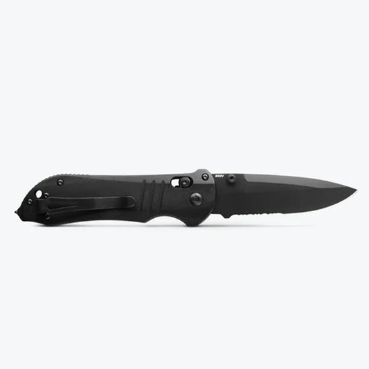Designed for rescue and other mission objectives, Benchmade's 917 Triage model gives public safety workers the features they need, along with the best materials for their applications. Premium S30V stainless steel blade and integrated rescue hook, carbide glass breaker on pommel, and reversible tip-up black oxide deep-carry clip. Made in USA. www.defenceqstore.com.au