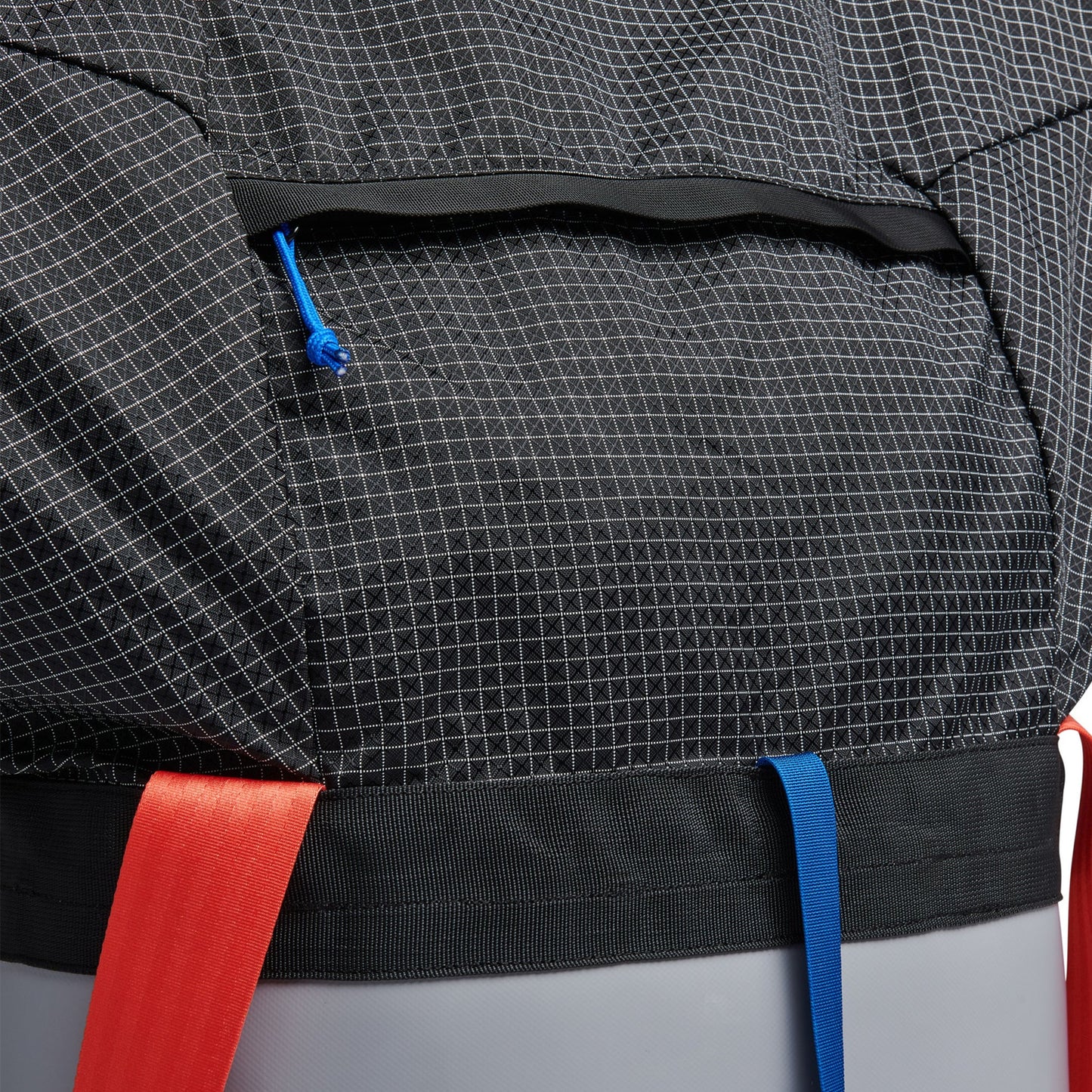 The smallest in the lineup, the Wall Hauler 40 is made using extremely durable TPU-coated body fabrics that can withstand the abuse of big wall climbing. The updated carry system is ergonomically designed with S-shaped shoulder straps. www.defenceqstore.com.au