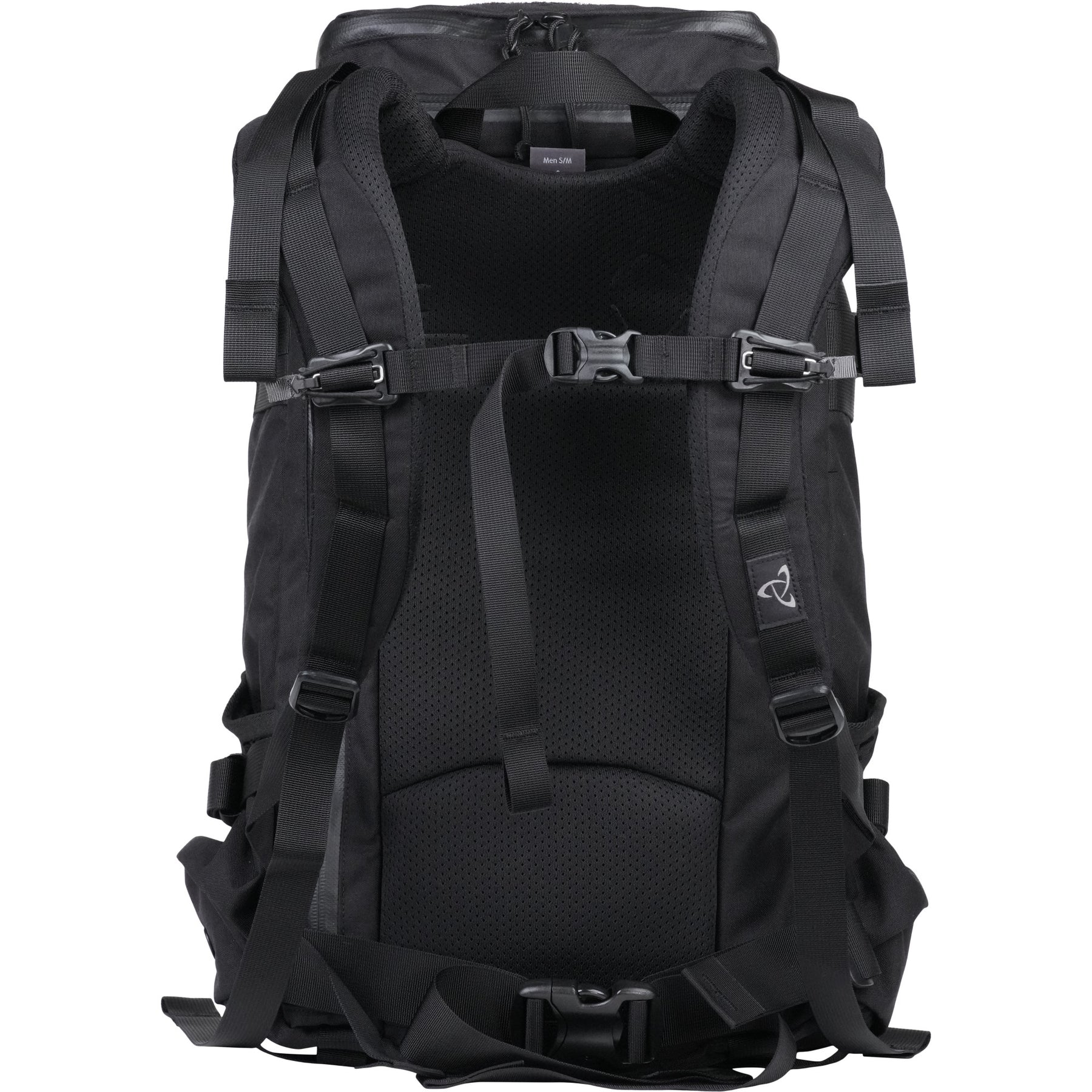 A loop-lined laptop sleeve, internal bottle pockets and attached admin lid offer work-rich features, yet the hydro-ported body panel is ready for off-road adventures. www.defenceqstore.com.au