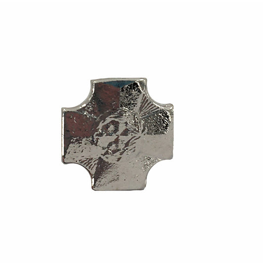 The Conspicuous Service Cross Badge is the perfect accessory for anyone who wants to show their support for the military. This lapel pin is not only durable but also adds a touch of elegance to any outfit. Whether you choose to wear it on a lapel or for everyday wear, this versatile badge is suitable for any occasion. www.defenceqstore.com.au