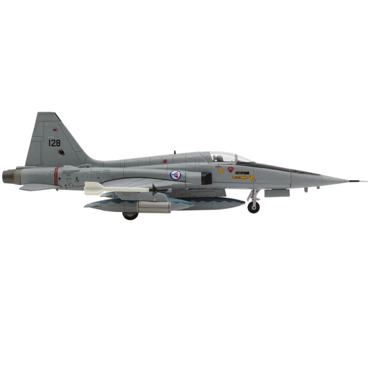 Hobby Master's HA33014 delivers a meticulously rendered 1:72 scale F-5A Freedom Fighter, serial 128, as flown by 336 Squadron of the Royal Norwegian Air Force in February 1998. www.defenceqstore.com.au