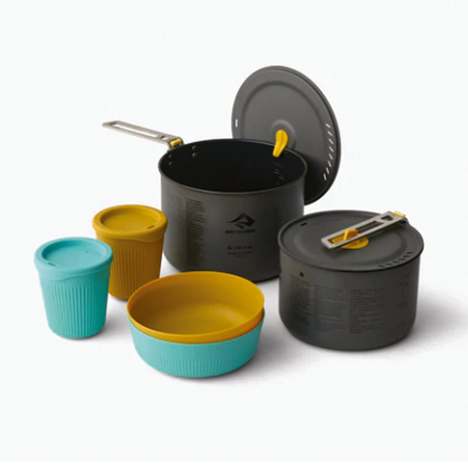 The Frontier Ultralight Two Pot Cookset includes a 2L and 3L Frontier Pots teamed with our ergonomic Passage Collection bowls and cups to form the base of the best lightweight camp kitchen setup available. www.defenceqstore.com.au