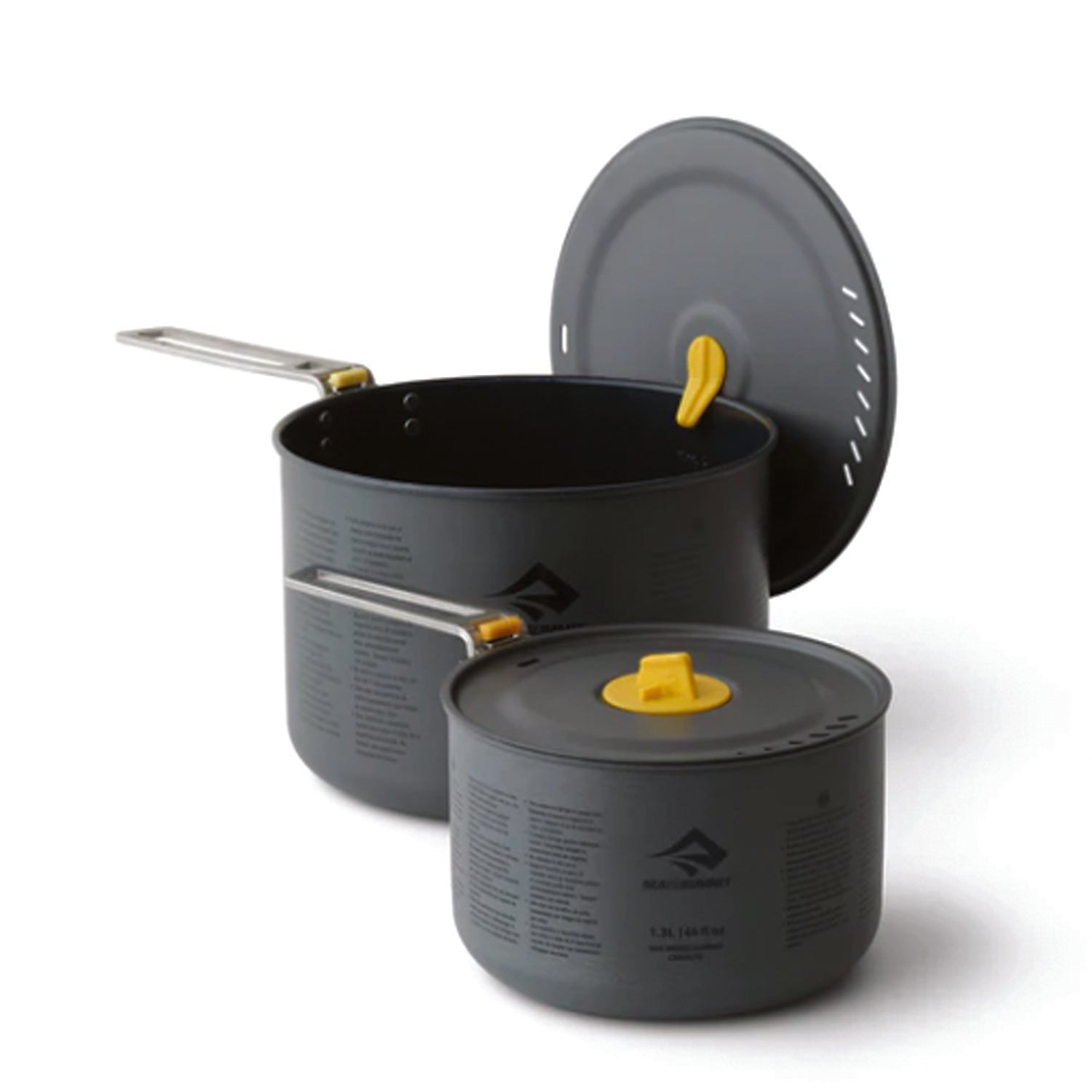 The Frontier Ultralight Two Pot Set includes a compact 1.3L and generously-sized 3L pot made of high quality hard-anodised aluminium alloy for durability and efficient heat transfer. www.defenceqstore.com.au