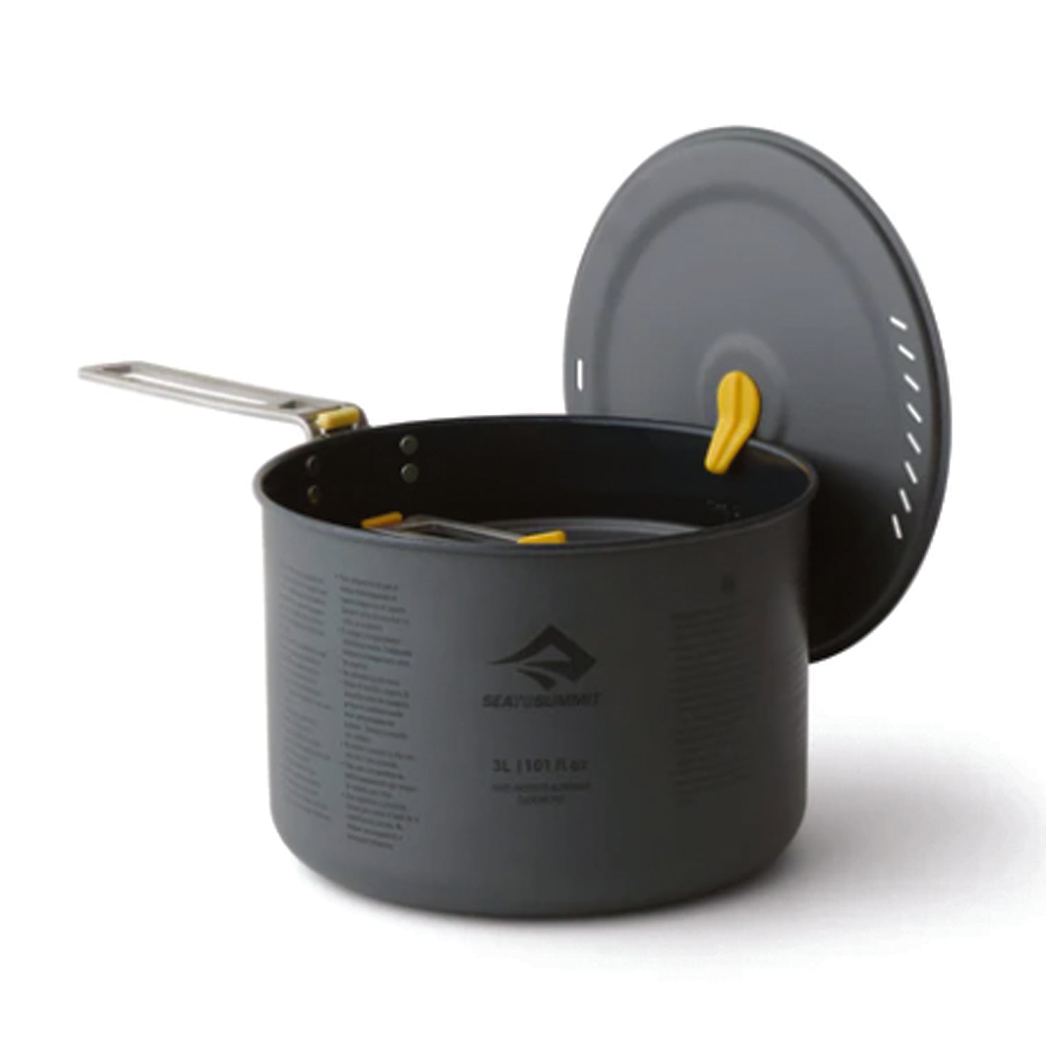 The Frontier Ultralight Two Pot Set includes a compact 1.3L and generously-sized 3L pot made of high quality hard-anodised aluminium alloy for durability and efficient heat transfer. www.defenceqstore.com.au