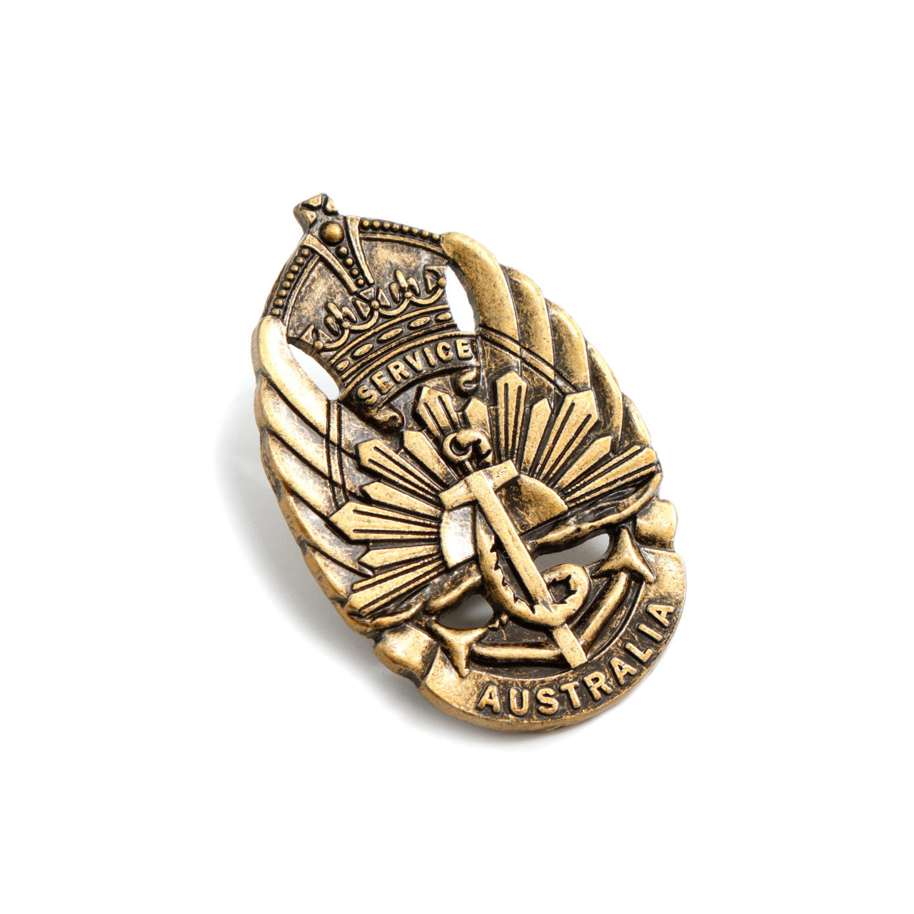 The General Service Badge is a must-have for history enthusiasts and collectors alike. This exclusive badge pays tribute to the brave individuals who served full-time during World War II, showcasing their dedication and sacrifice. www.defenceqstore.com.au