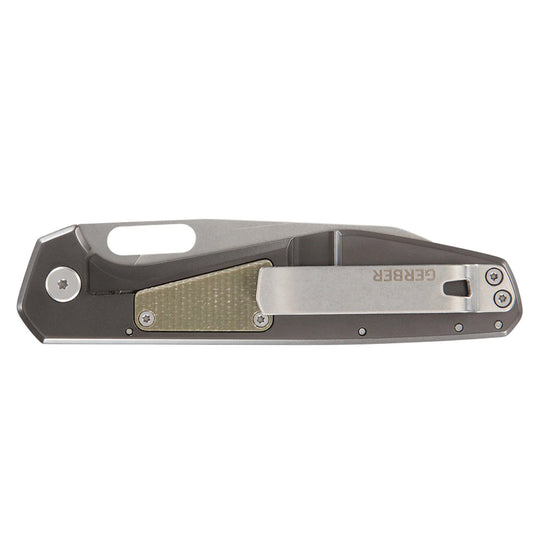 The Slimsada’s pocket clip may be the least used feature because you won’t want to put it away. Besides being a solid workhorse, the Slimsada has the trifecta of fidget factor. www.defenceqstore.com.au