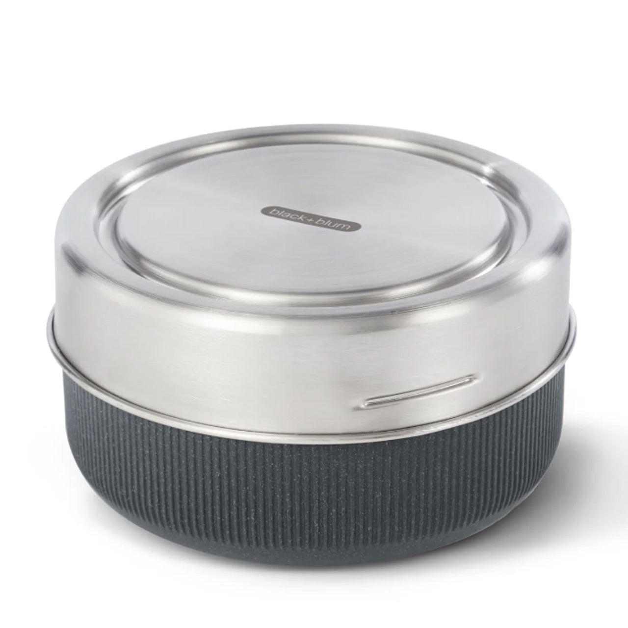 This Borosilicate glass bowl holds 750ml and comes with a sustainably sourced wood fibre base for added protection and insulation to keep your food cool. The stainless steel lid is also included. www.defenceqstore.com.au