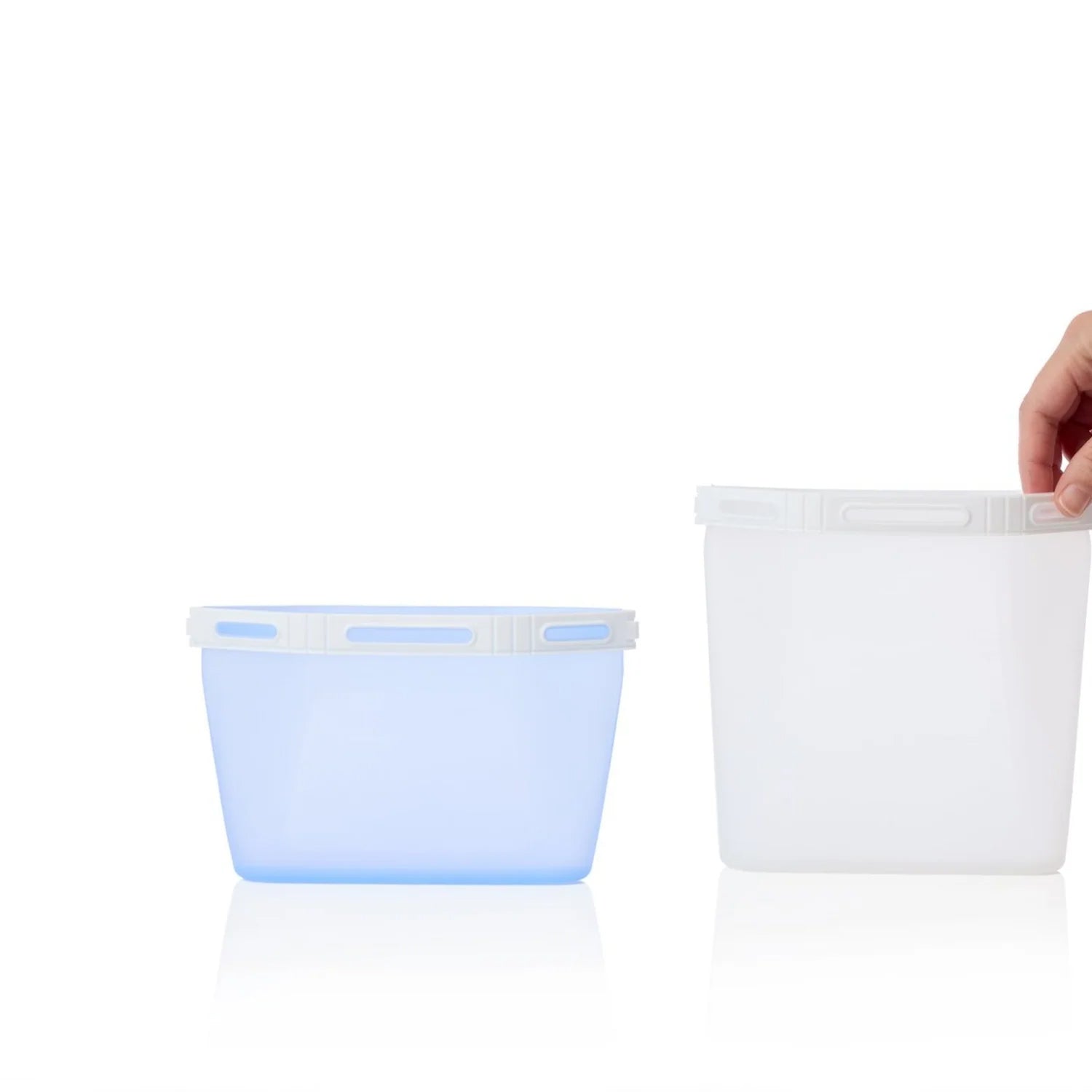 GoPouch is easier to use than zip-top bags, since the pouch stands upright and the rigid frame stays open, enabling easy-access snacking and mess-free filling. And, the pouch itself is made from the same food-grade silicone as our tried and tested GoToob+ bottles, so you can be confident that GoPouch is BPA, PC, and phthalate free. As with every humangear product, it’s also backed by our lifetime warranty www.defenceqstore.com.au