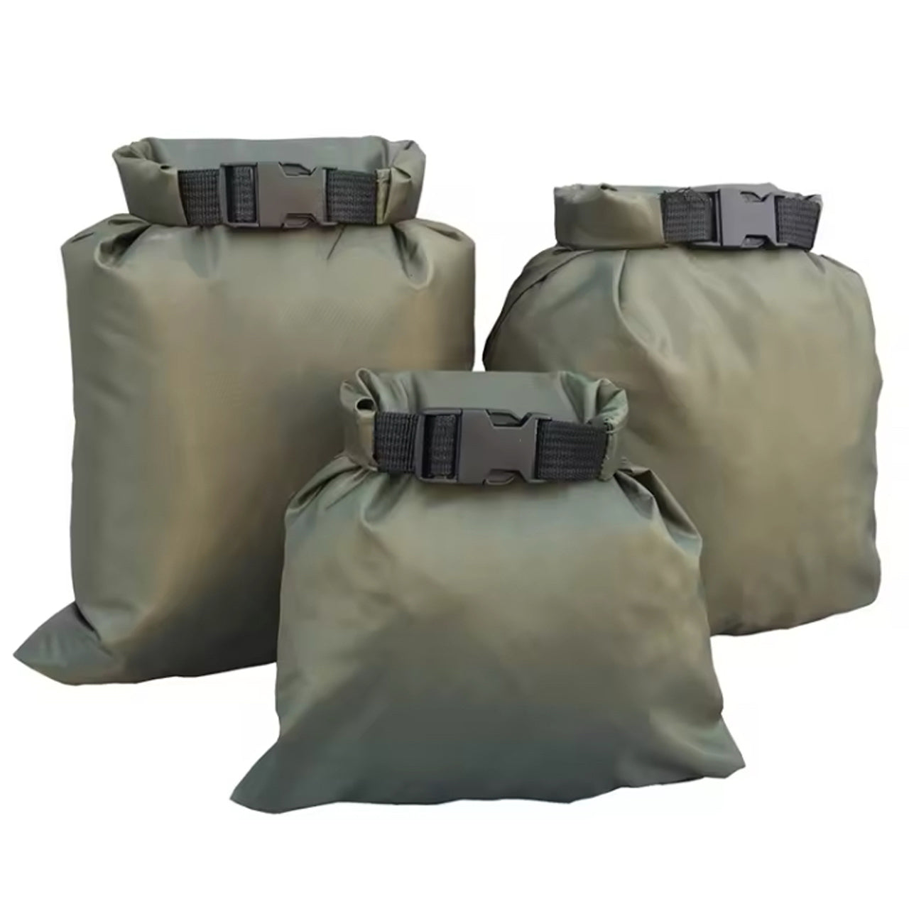 Take your adventuring to the next level with the 3 Pack Set Lightweight Dry Bag Set. The durable 30D Nylon material, coated with water-resistant silicon, ensures that these bags can withstand any challenge you throw at them. No need to worry about tears or damage - these bags are built to last and give you peace of mind. Don't let anything hold you back from your next great adventure. www.defenceqstore.com.au