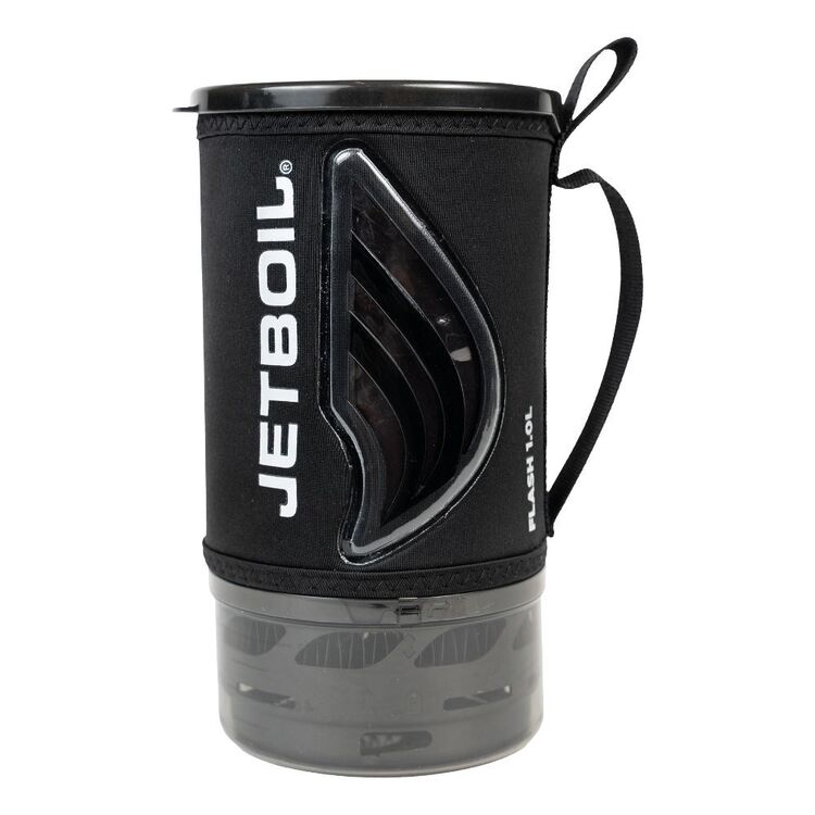 Blistering boil times come standard on the Jetboil Flash 1L Hike Stove, making it a must-have for outdoor adventurers. Whether you're on a multi-day hike or setting up camp in winter conditions, this all-in-one cooking system ensures you can enjoy a hot meal or drink quickly and easily. www.defenceqstore.com.au