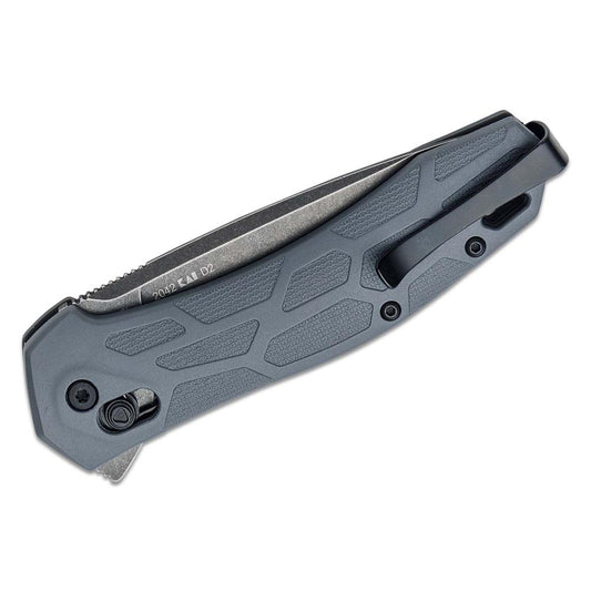 There’s chemistry in the air, because the Covalent is love at first sight. This mid-size folder features a comfortable glass-filled nylon handle with stylish, textured pockets. The Covalent deploys using a flipper on manual KVT ball bearings. www.defenceqstore.com.au