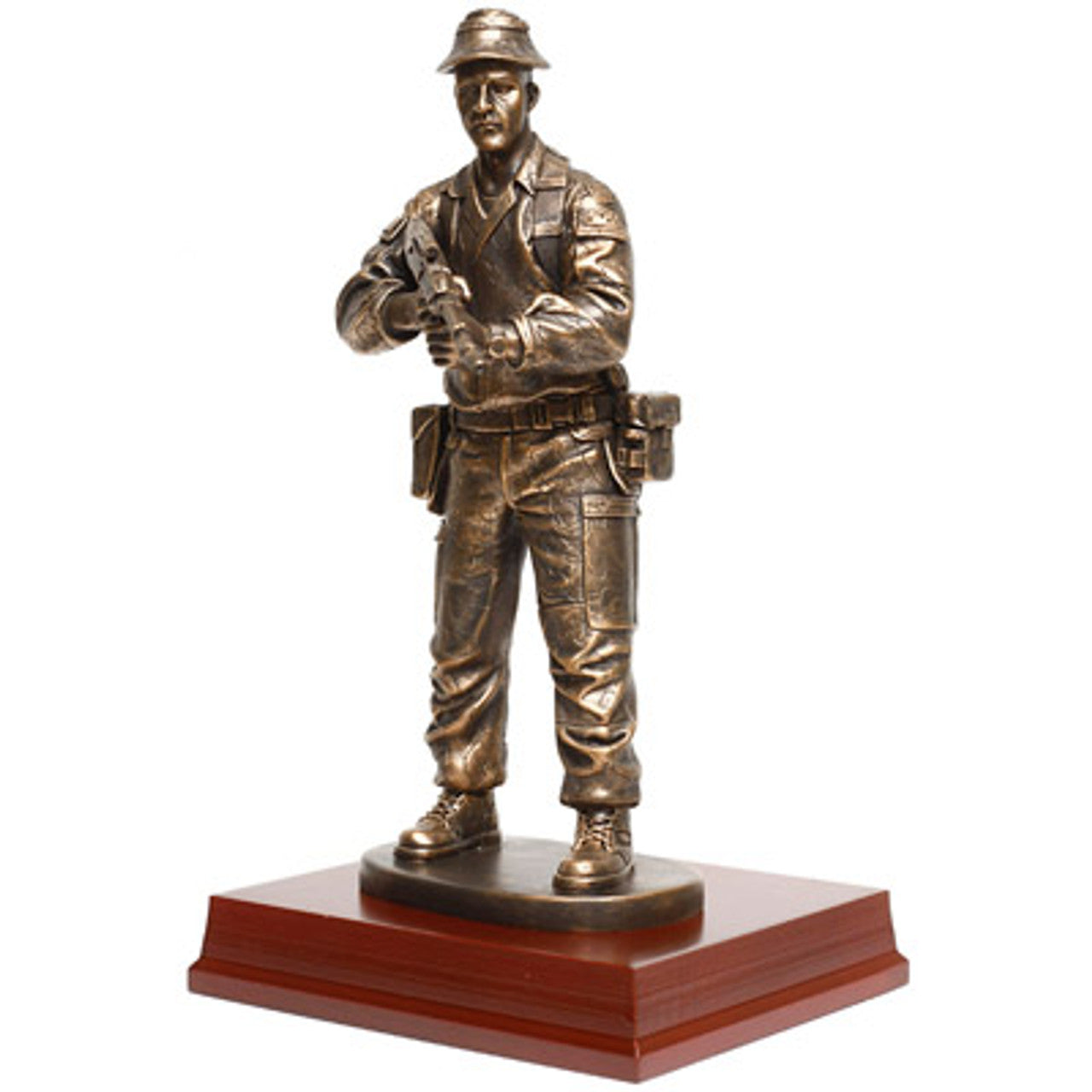 Male Recruit Figurine is the perfect present for serving members or veterans. This superb 295mm tall female Army recruit figurine is the ideal gift, award or collectable. www.defenceqstore.com.au