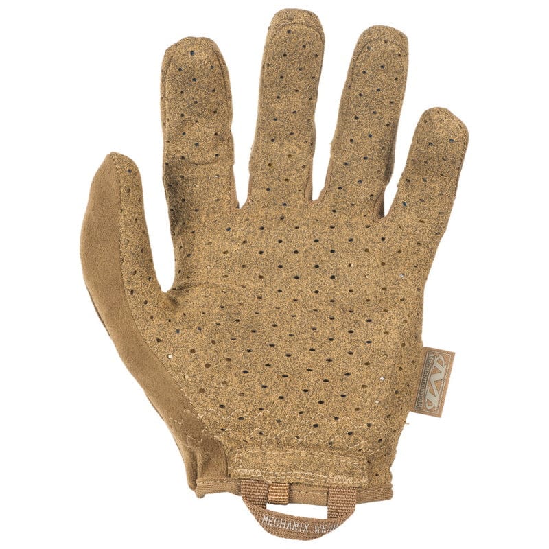Extremely hot or humid conditions can cause sweaty hands leading to the loss of valuable control in the field. Specialty Vent shooting gloves provide evaporate cooling when the heat is on with a fully ventilated design. www.defenceqstore.com.au