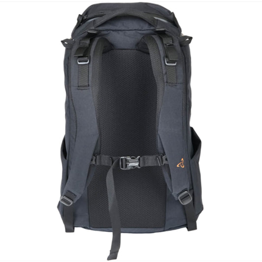 The CATALYST was made for those who wont compromise on quality, comfort, or efficiency in their daily commute. With a padded laptop pocket, organizing sleeves for a tablet or notebooks, and external water bottle pocket, www.defenceqstore.com.au