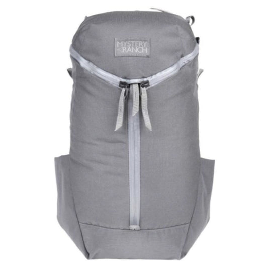 The CATALYST 26 was made for those who won’t compromise on quality, comfort, or efficiency in their daily commute. With a padded laptop pocket, organizing sleeves for a tablet or notebooks, and external water bottle pocket, www.defenceqstore.com.au
