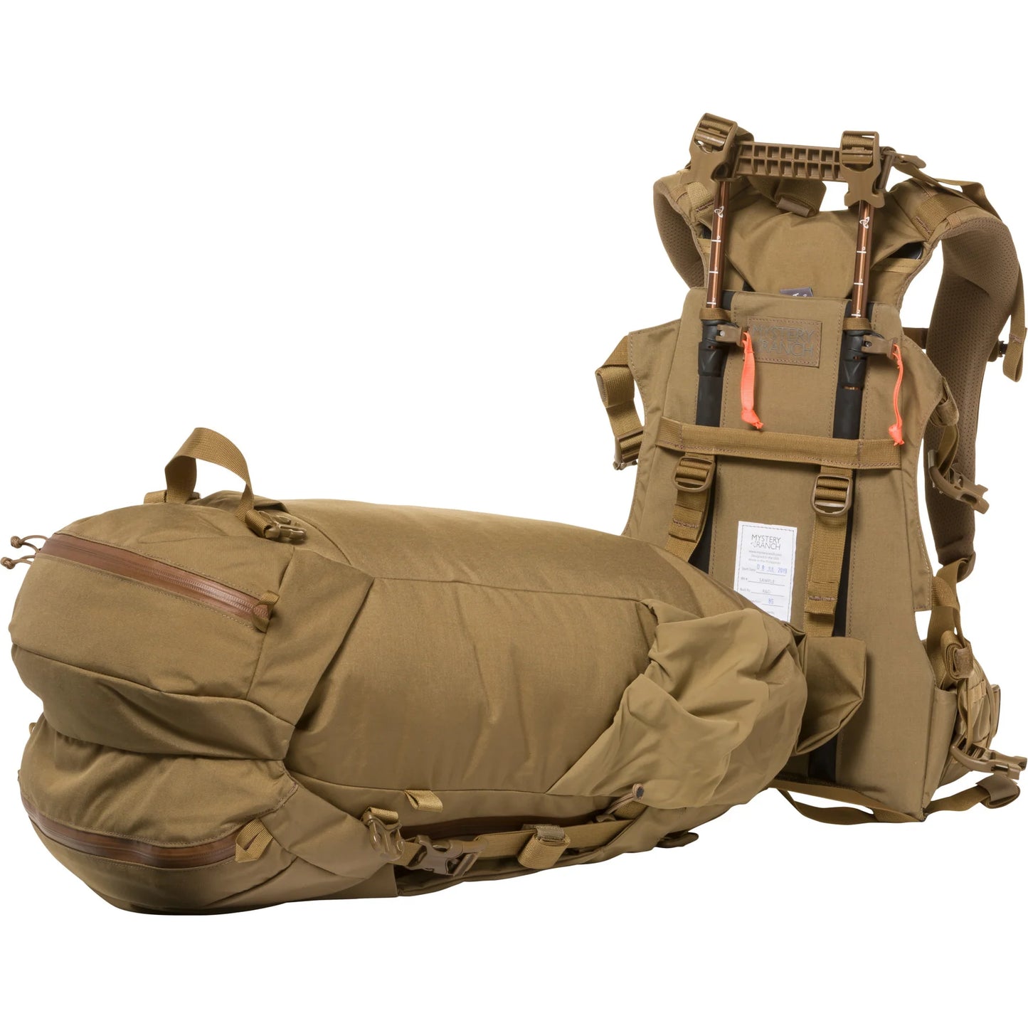 The POP UP 38 originated from hunters’ feedback wanting a bigger pack option on this game-changing frame series. It features a large main compartment which can be accessed via a top loading shroud or by the full-length side zipper. www.defenceqstore.com.au