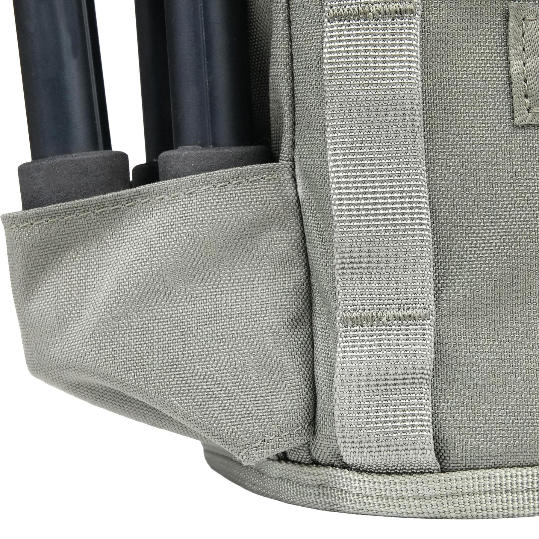 Built to fit multiple sizes of spotters, the SPOTTING SCOPE SLING protects your optics until it is time to find that buck or bull of your dreams. www.defenceqstore.com.au